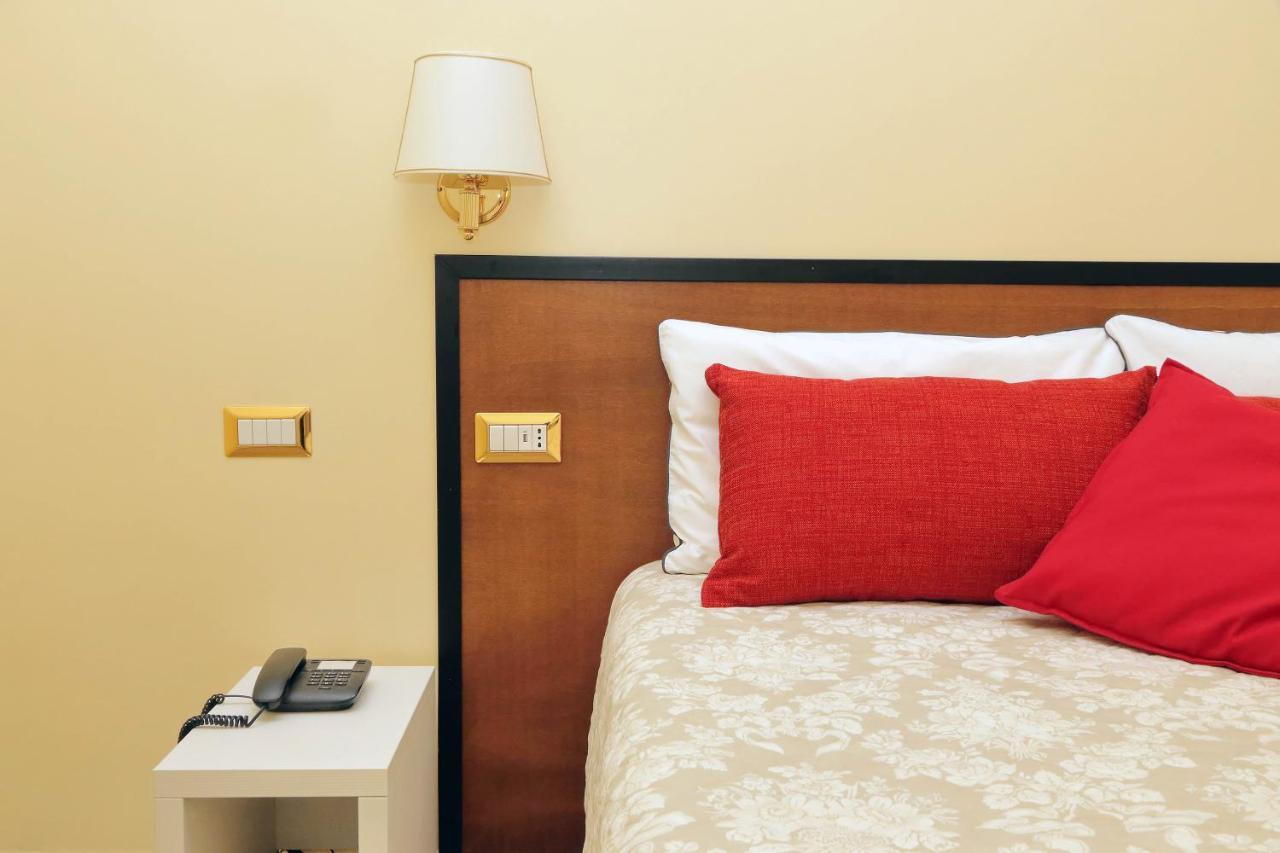 Fancy Guesthouse Vatican Rome Bagian luar foto