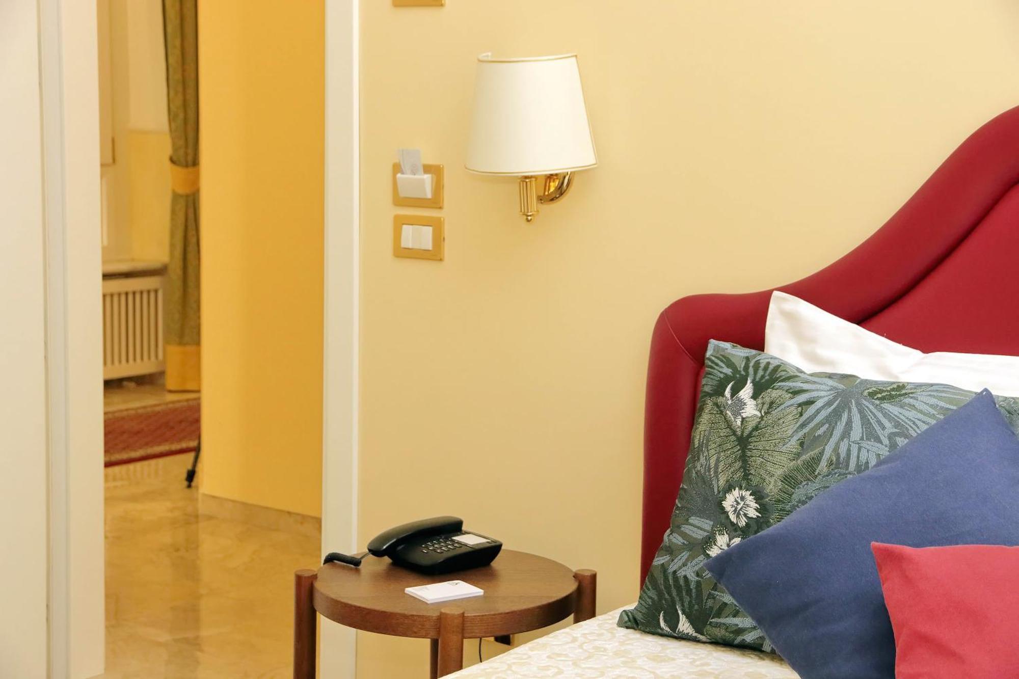 Fancy Guesthouse Vatican Rome Bagian luar foto